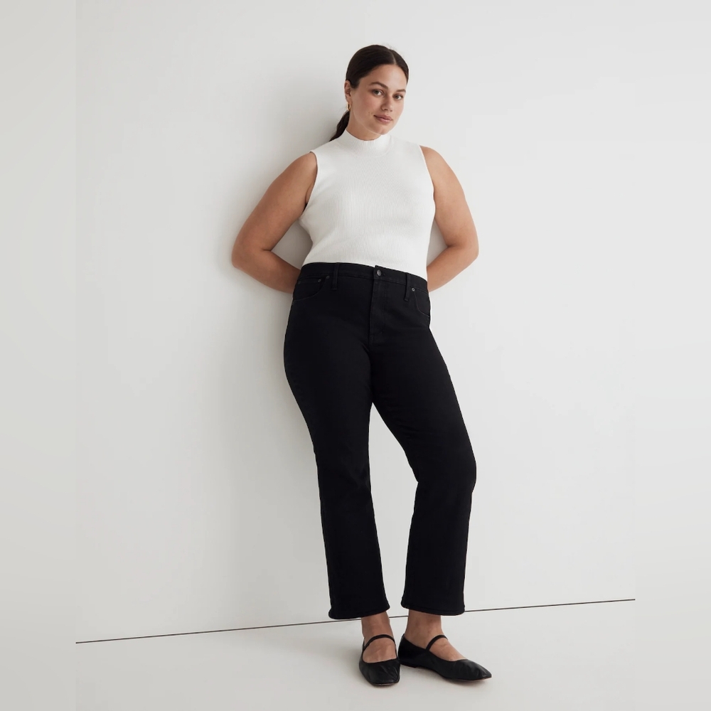 Madewell | NWT! Mid-rise Kick Out Jeans, Sz. 20W